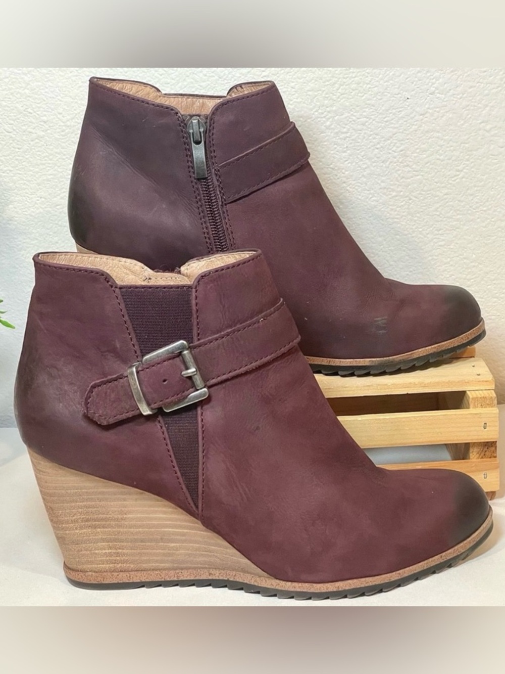 Caslon Addison Burgundy Wine Gen Leather Wood-Style Wedge Ankle Boots Sz 39/7